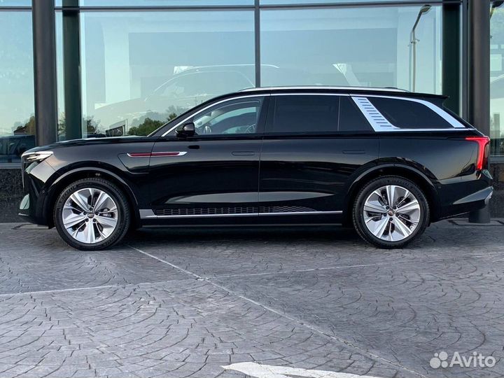 Hongqi E-HS9 AT, 2021