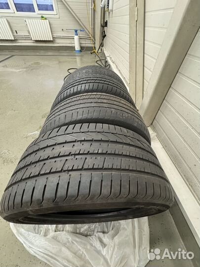 Pirelli P Zero 275/40 R19 и 245/45 R19 104Y