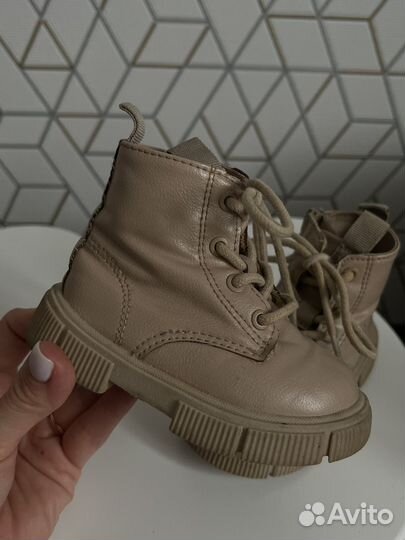 Сапоги/Ботинки демисезонные для девочки Zara 19