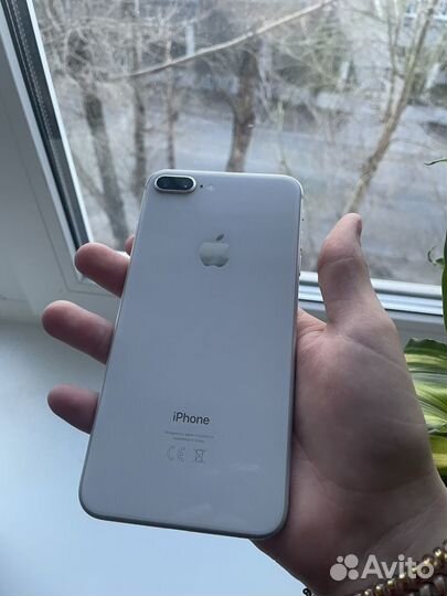 iPhone 8 Plus, 64 ГБ