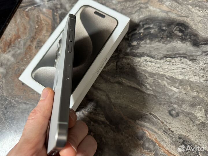 iPhone 15 Pro, 256 ГБ