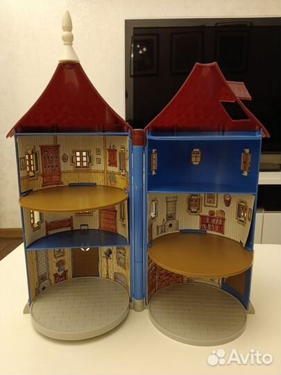 Дом Муми-Троллей и Муми-Тролли