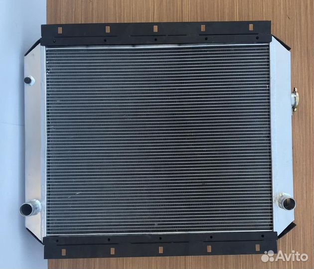 Радиатор водяной для Hitachi EX200LCH-3