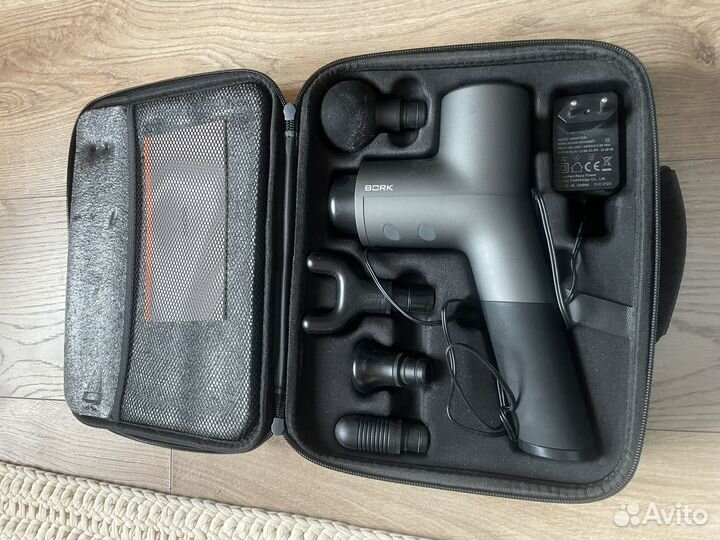 Массажер Bork