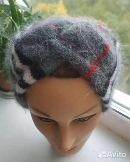 Повязка на голову вязаная