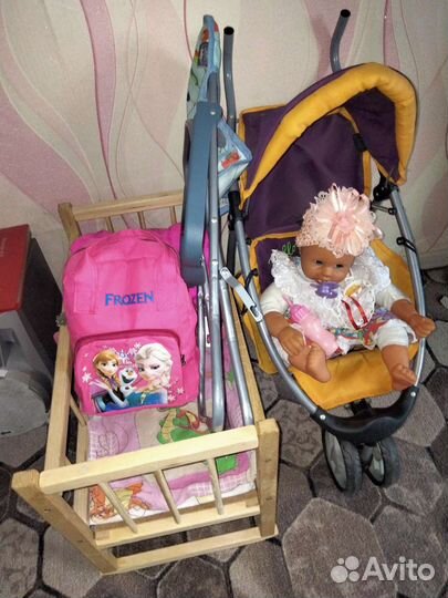 Коляска для кукол