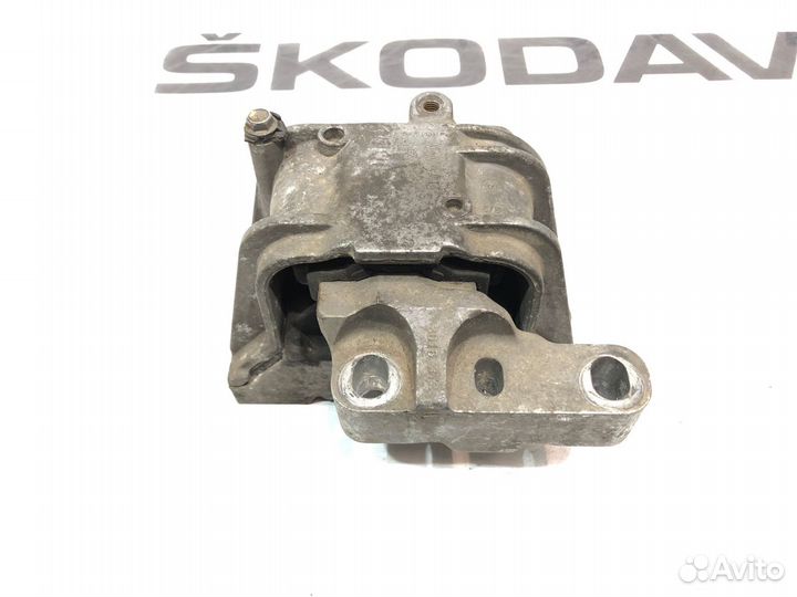 Опора двигателя правая Skoda Octavia Rs A5 (1Z)