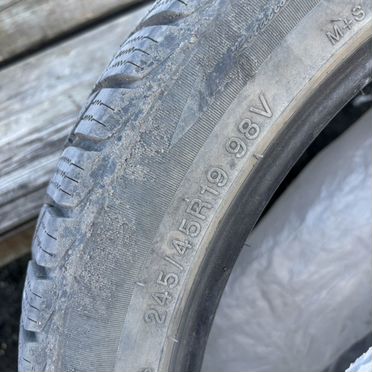 Авторос Rolling Stone 245/45 R19