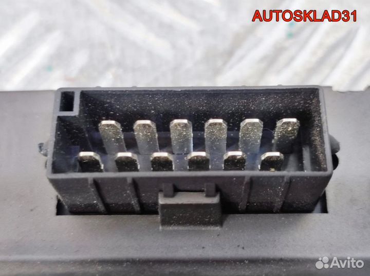 Блок управления фаркопа Opel Zafira B 52400525C