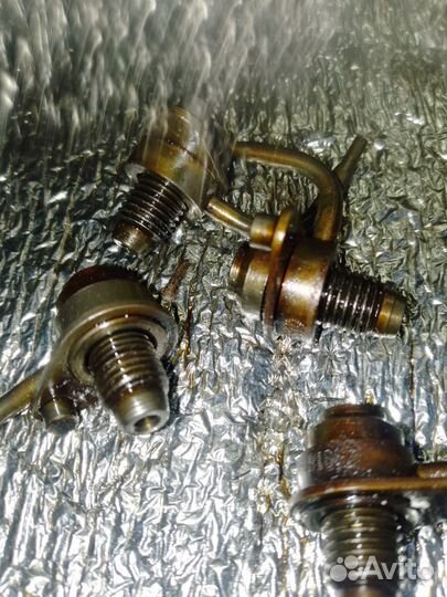 Форсунка масляная Mr20dd Nissan