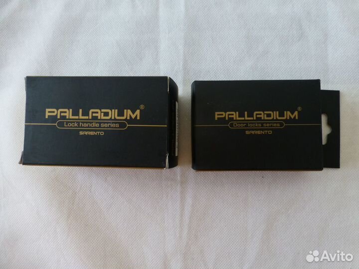 Завертка сантехническая для двери с фиксацией