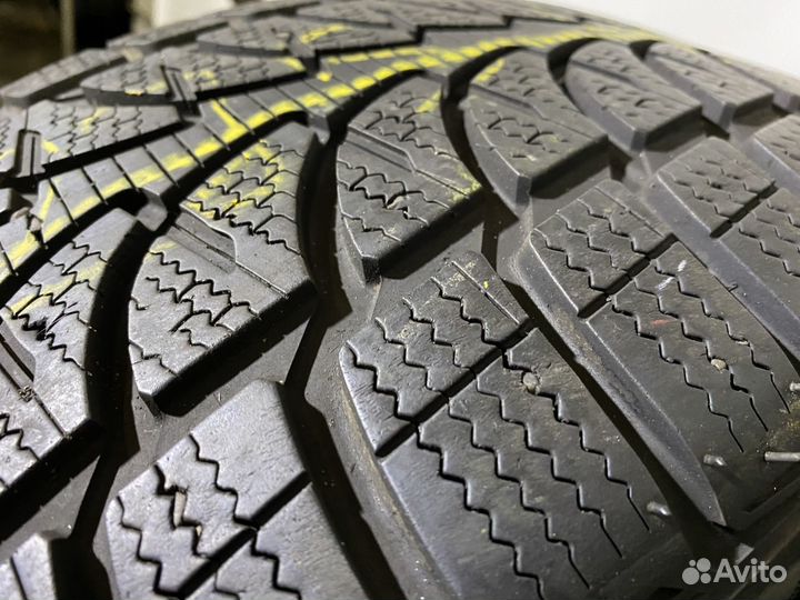 Bridgestone Blizzak LM-80 Evo 275/45 R20