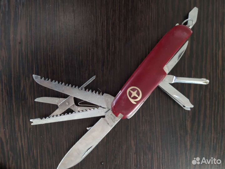 Швейцарский нож