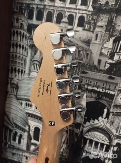 Электрогитара с комбоусилителем