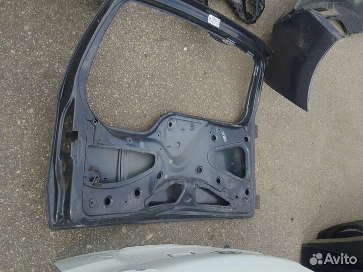 Крышка багажника Шевроле niva