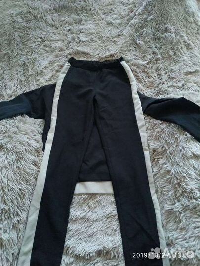 Спортивный костюм женский