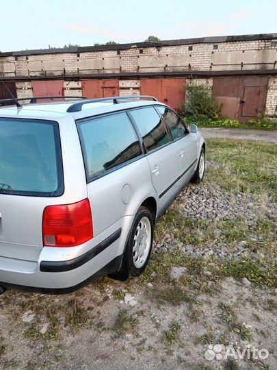 Volkswagen Passat 1.6 МТ, 1998, 300 000 км