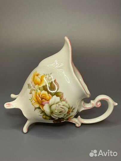 Молочник на лапках Италия