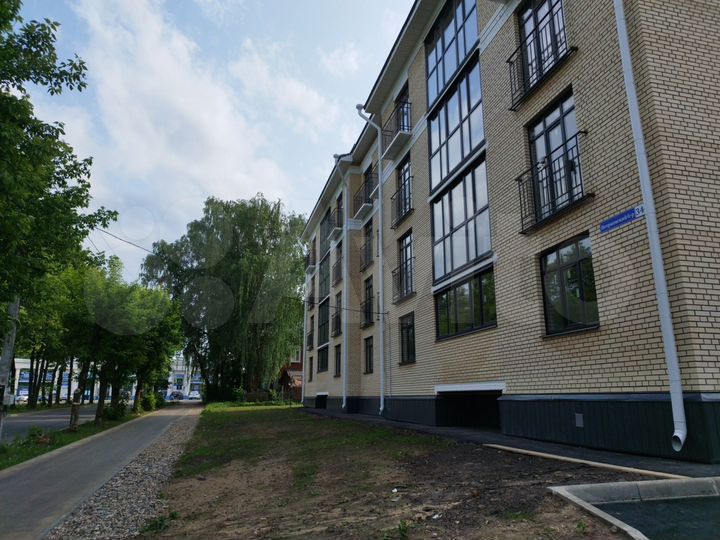 3-к. квартира, 84 м², 4/4 эт.
