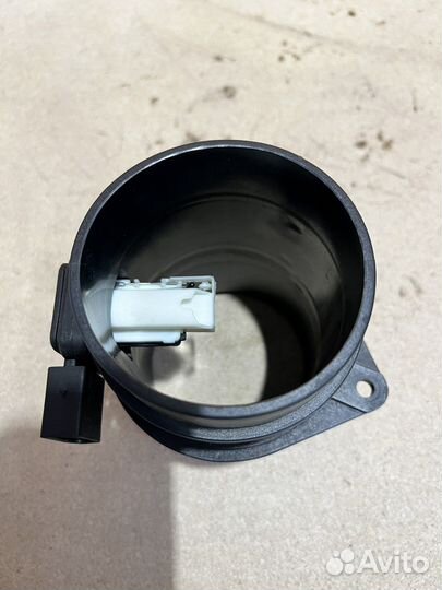 Датчик расхода воздуха на Land Rover Discovery 3