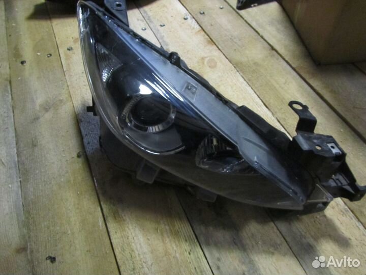 Фара передняя правая Мазда 3 Mazda 3