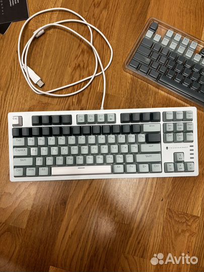Механическая клавиатура thunderobot