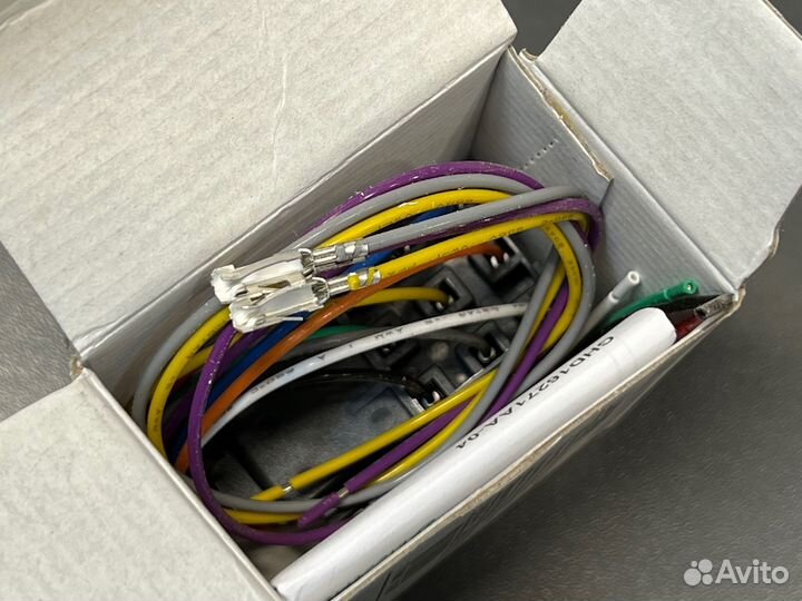 Schneider LV429274 Разъём съёмный, новый, 23 шт