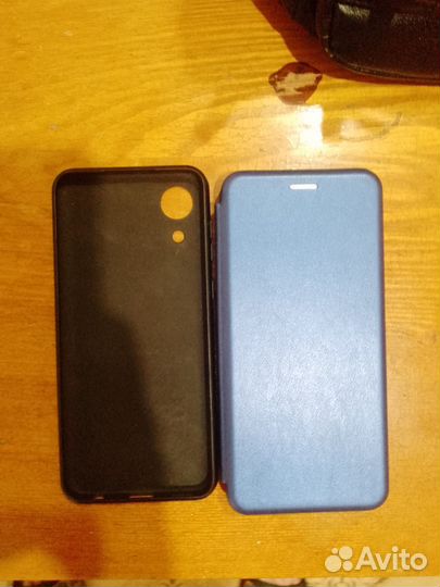 Чехол на телефон