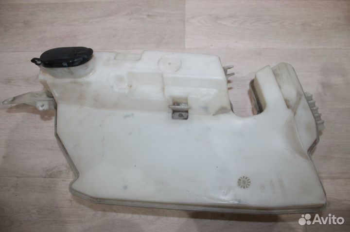 Бачок омывателя Nissan Almera g 15