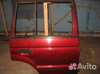 Дверь задняя правая Мицубиси Паджеро/Монтеро,б/у