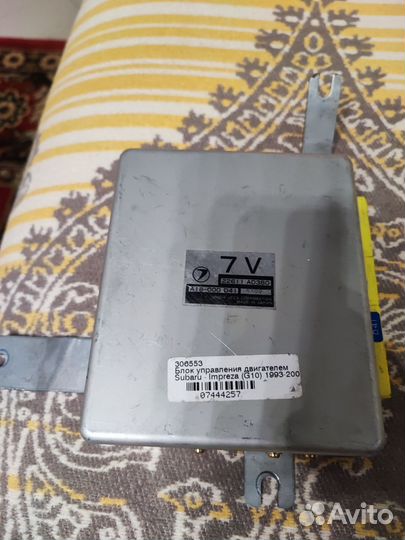 Блок управления двигателем subaru