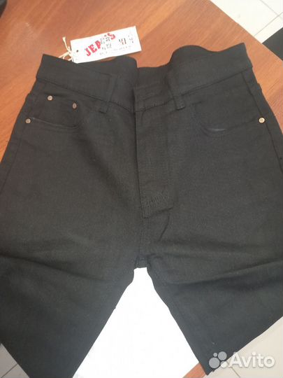 Джинсы новые