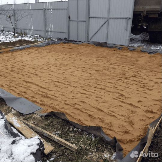 Песок карьерный в наличии с доставкой