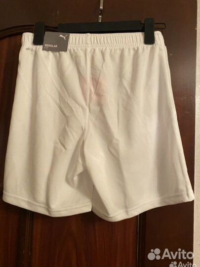 Белые шорты