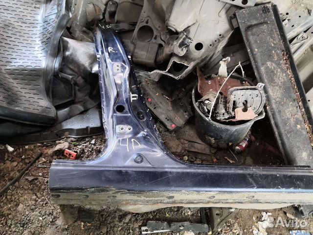 Порог правый Honda Civic 8 4D