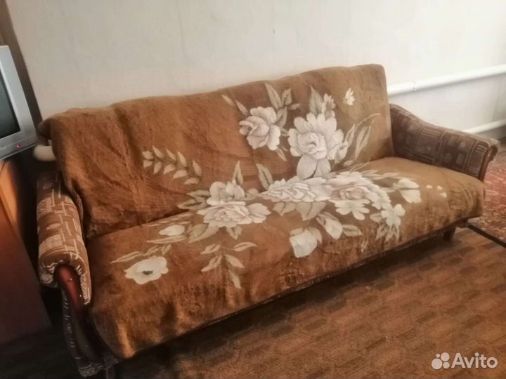 Диван и 2 кресла бу в хорошем состоянии