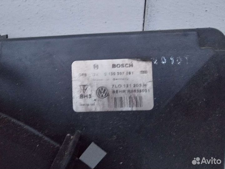7L0121203H вентилятор охлаждения двигателя Touareg
