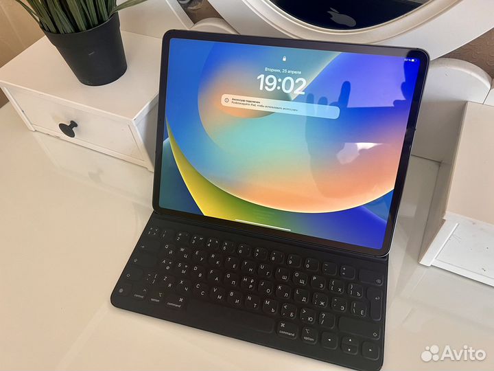 iPad Pro (12,9 дюйма) Wi-Fi + Cellular 2018