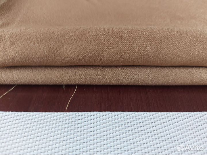 Отрезы тканей для пошива одежды,рукоделия