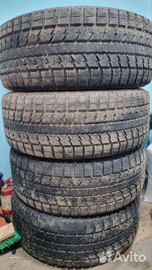Toyo Observe GSi-5 285/60 R18