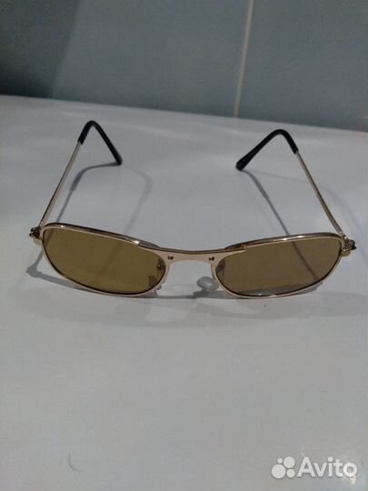 Солнцезащитные очки