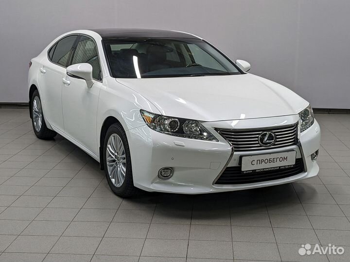 Lexus ES, 2015