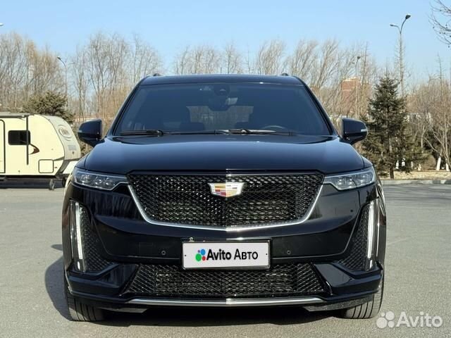 Cadillac XT6 2.0 AT, 2022, 8 000 км