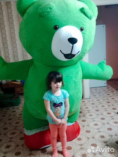 Поздравление от большого мишки