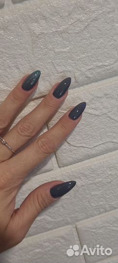 Модель на наращивание ногтей