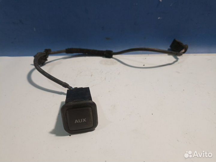 Разъем AUX USB Audi Q5 8R 2008-2017