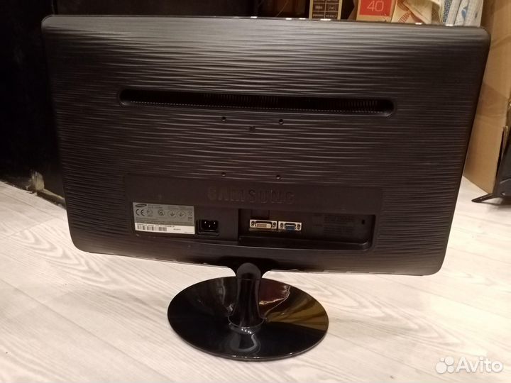 Монитор Samsung SyncMaster B2430L