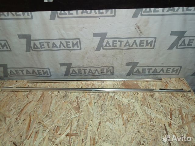 Уплотнитель стекла Volkswagen Touareg 2008