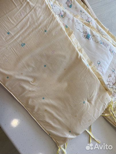 Бортики на детскую кроватку и постельное белье