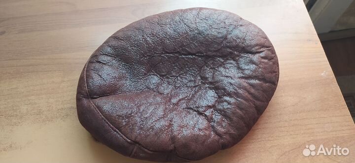 Берет женский кожаный